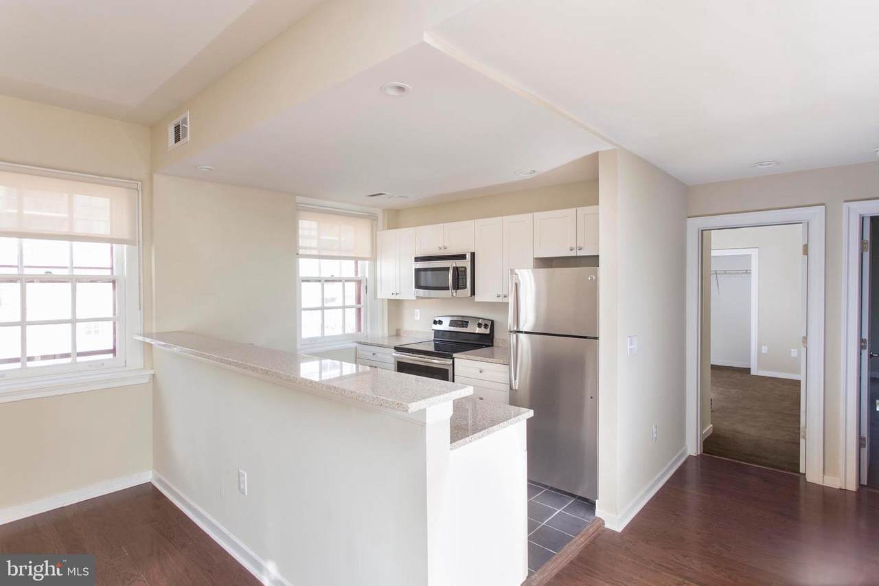 532 Spruce Street - Photo 1