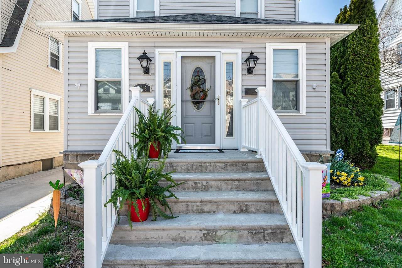 216 Marshall Avenue - Photo 1