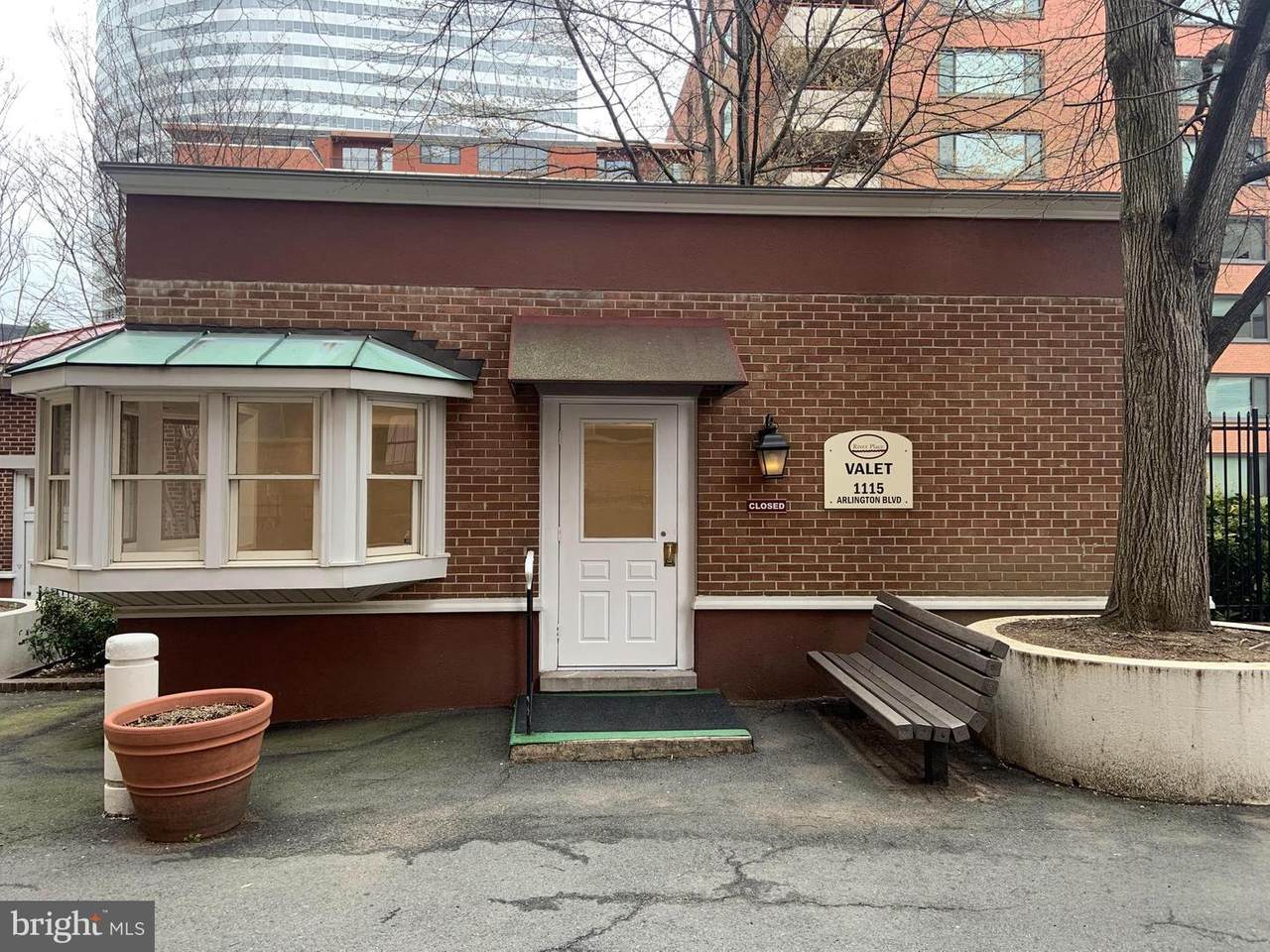 1115 Arlington Boulevard - Photo 1