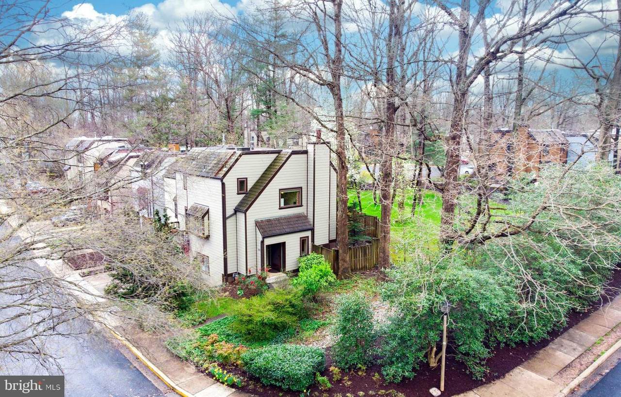 1601 Park Overlook Drive - Photo 1