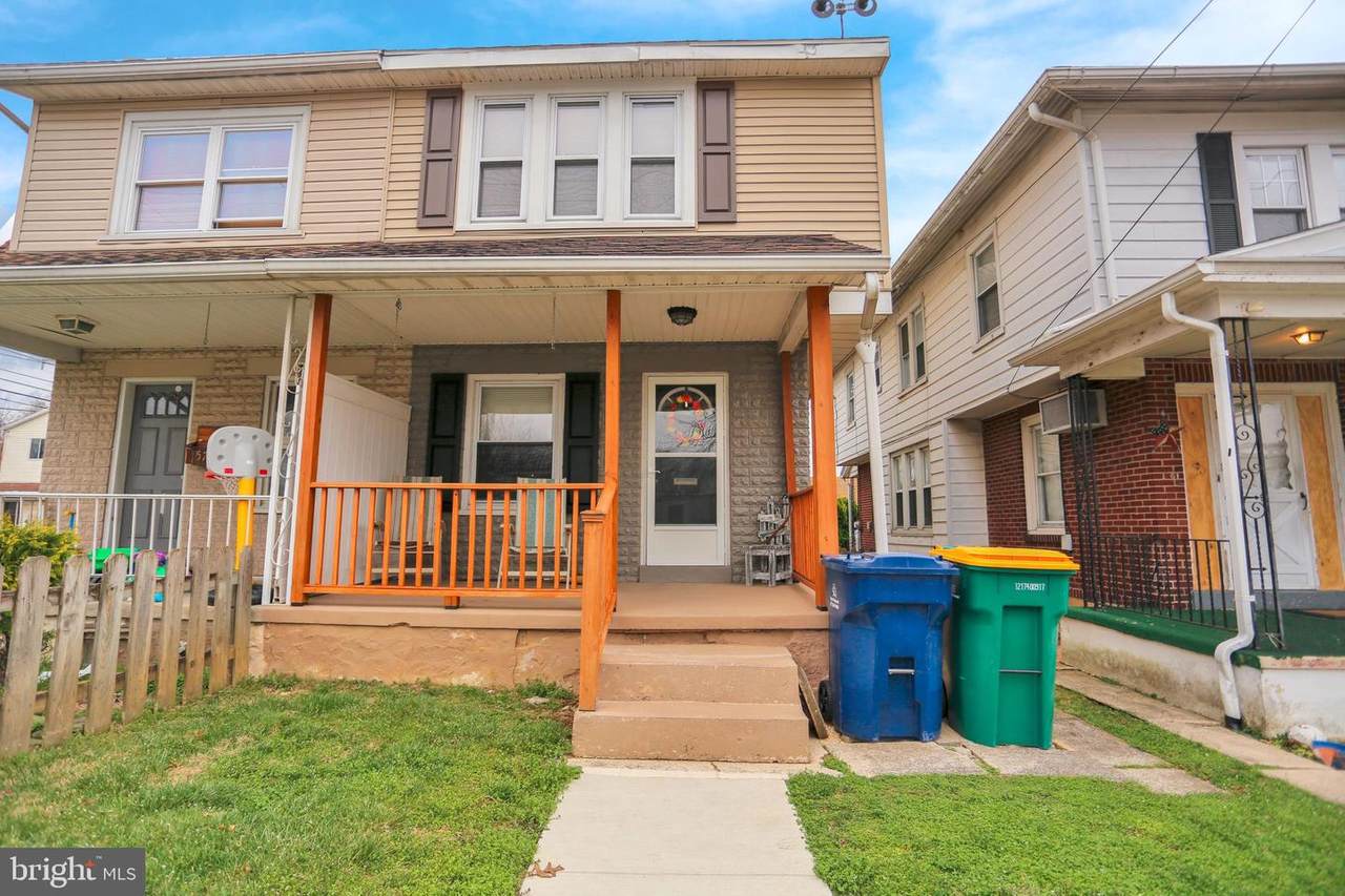 59 Lawn Avenue - Photo 1