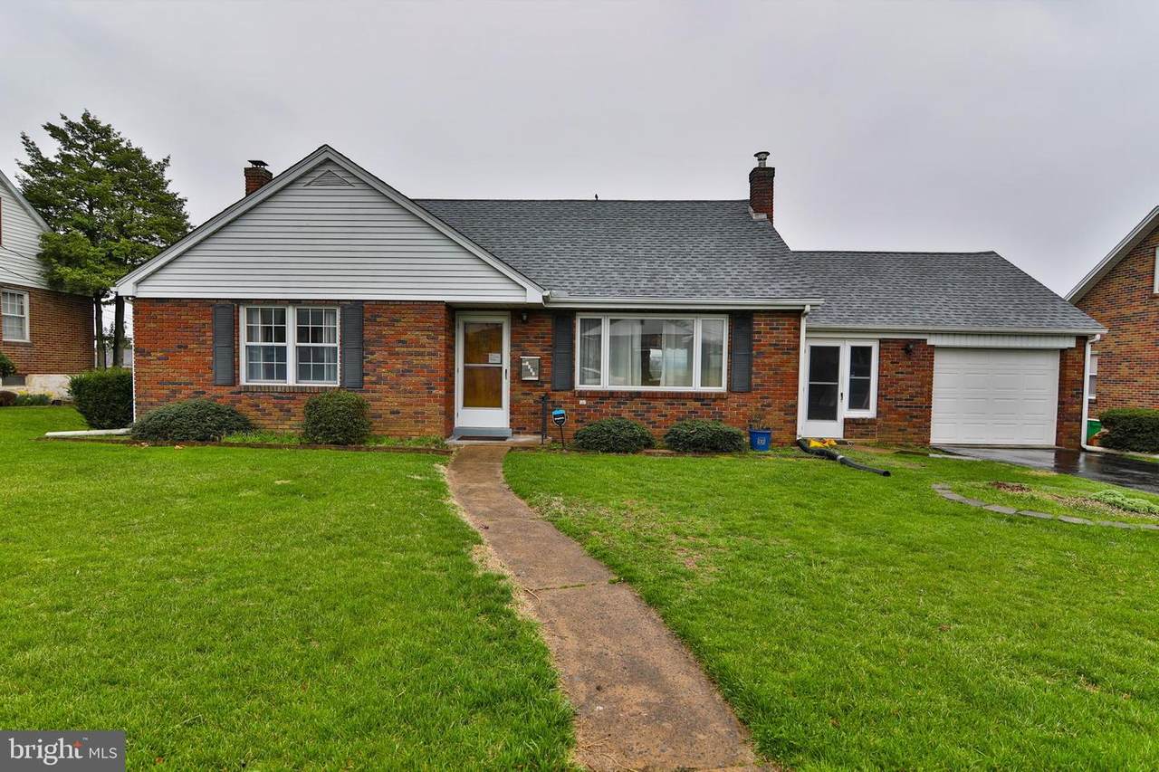 1332 Highland Street - Photo 1