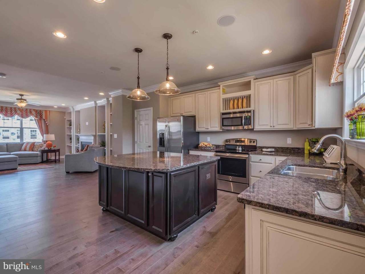 467 English Oak Lane - Photo 1