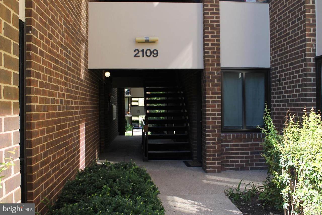 2109 Walsh View Terrace - Photo 1
