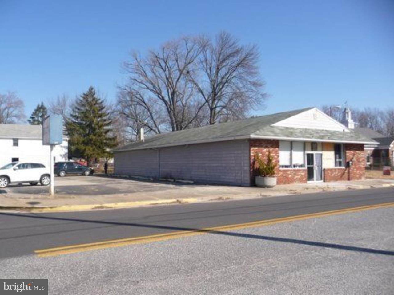 185 Main Street - Photo 1