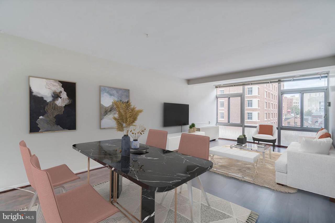 730 24TH Street - Photo 1