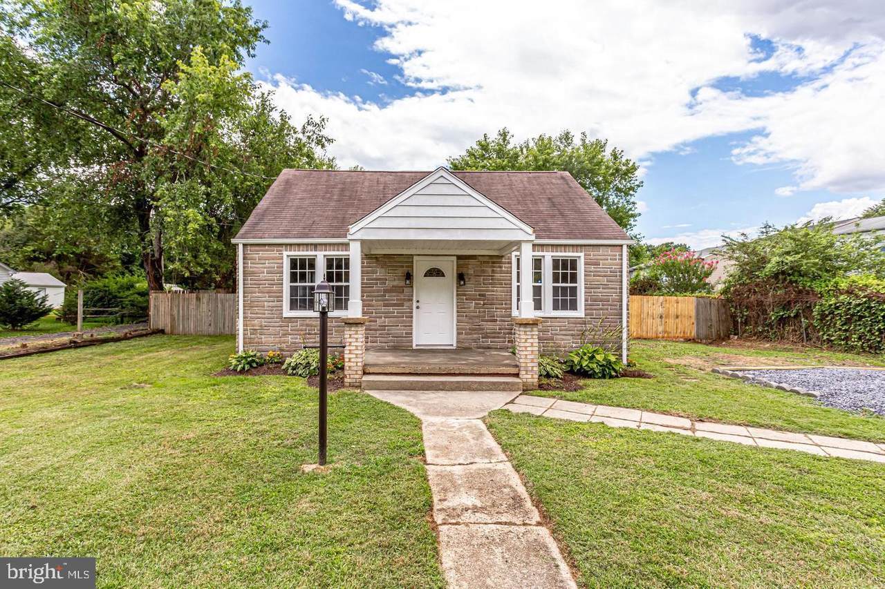 4495 Strauss Avenue - Photo 1