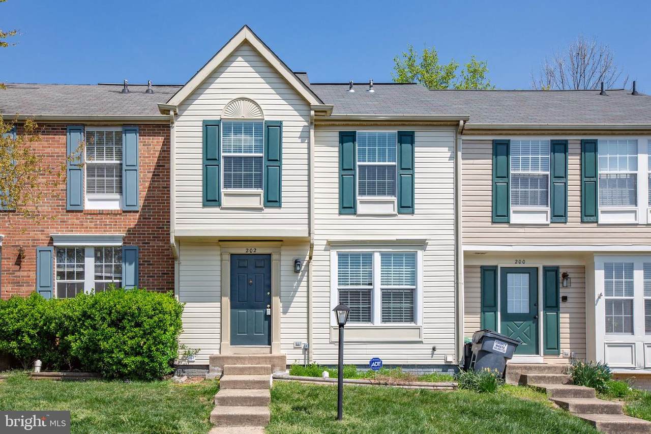 202 Ilona Court - Photo 1