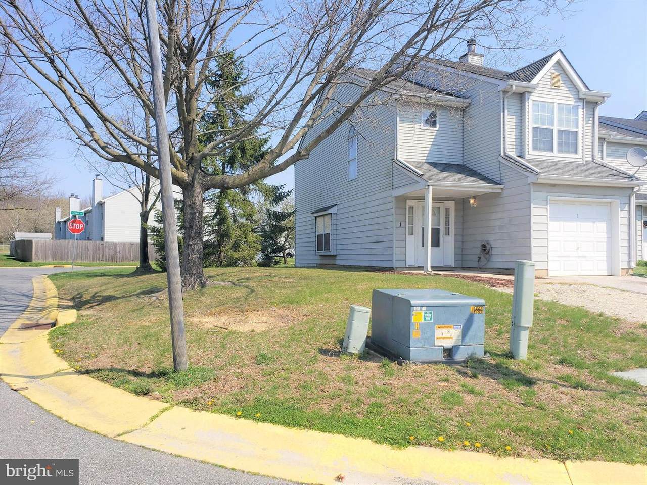 1 Warren Place - Photo 1
