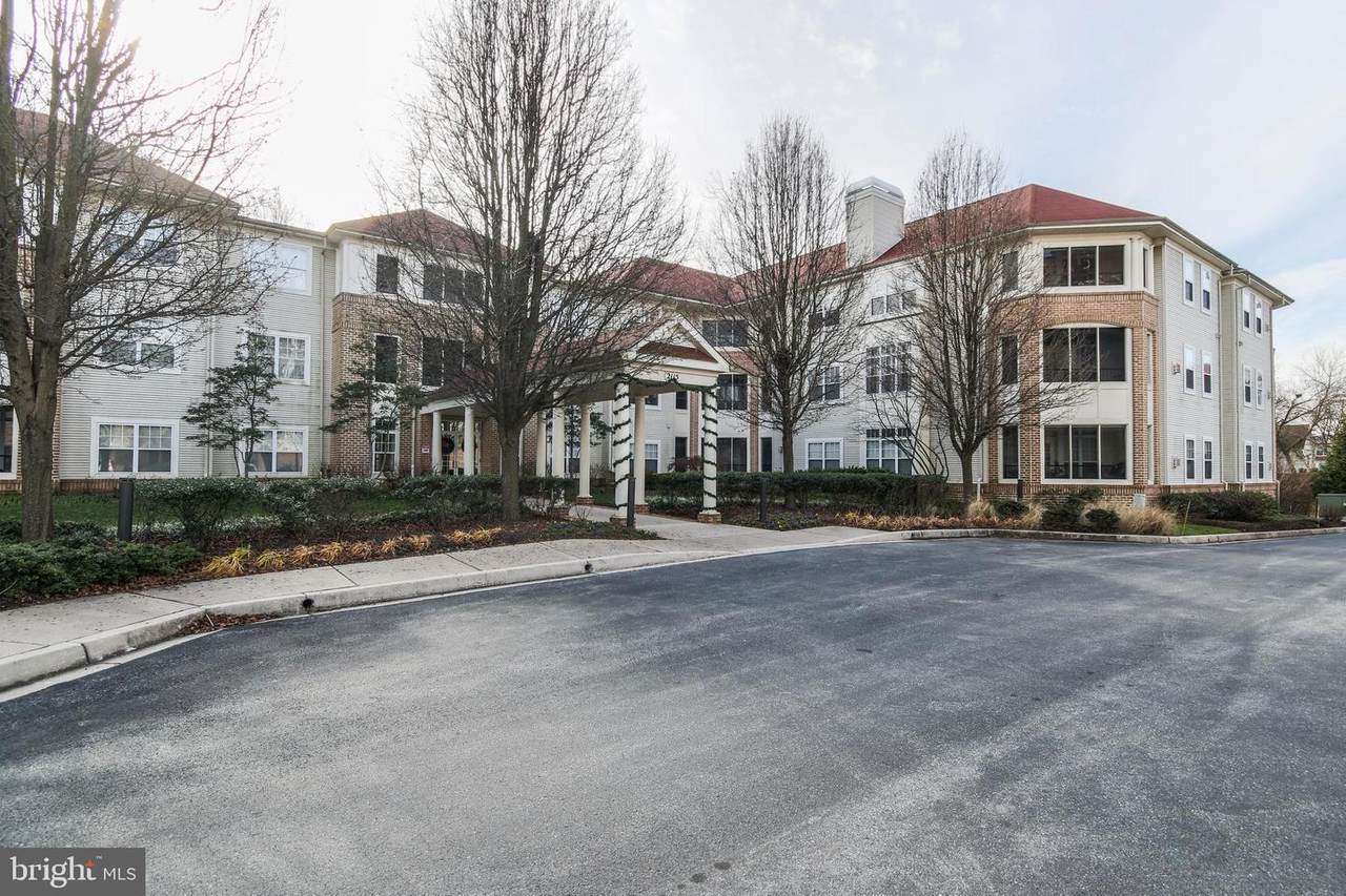 2115 Ganton Green - Photo 1