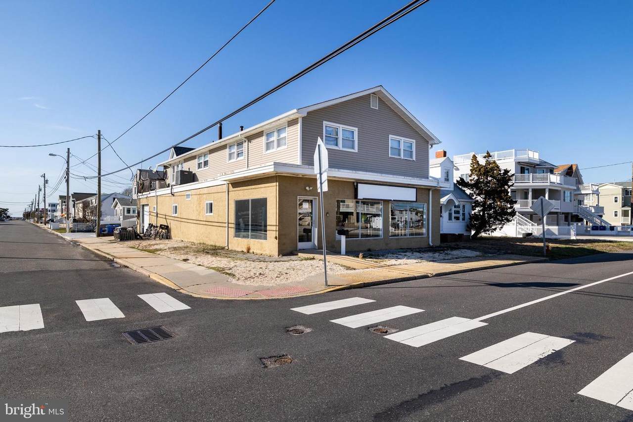 1817 Central Avenue - Photo 1