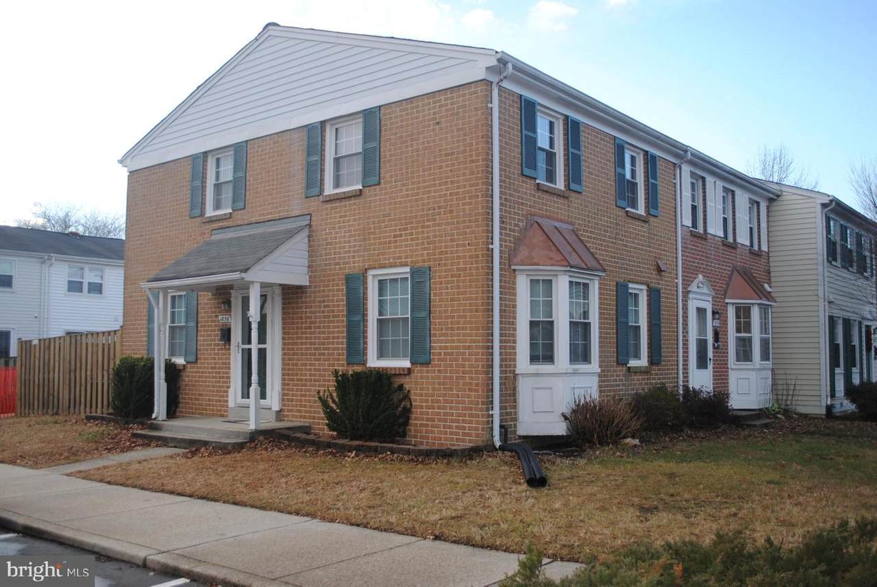 1856 Aberdeen Circle - Photo 1