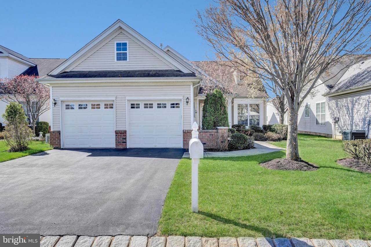 414 Melrose Way - Photo 1