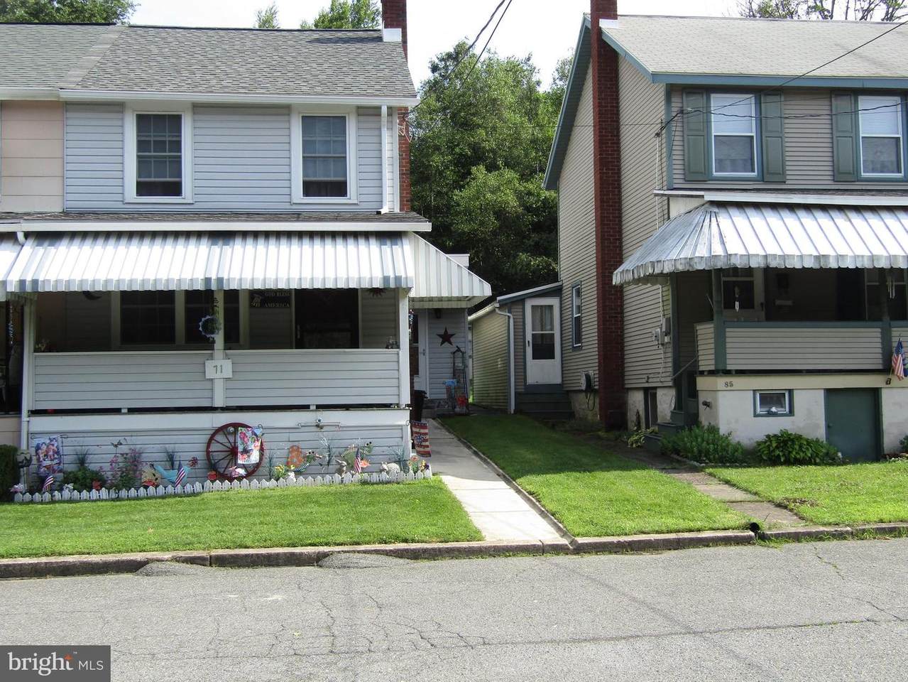 71 Andrewsville Street - Photo 1