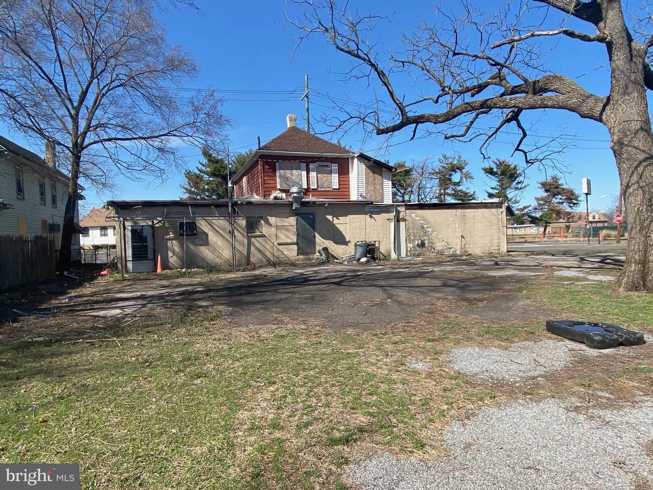 30 Monroe Street - Photo 1