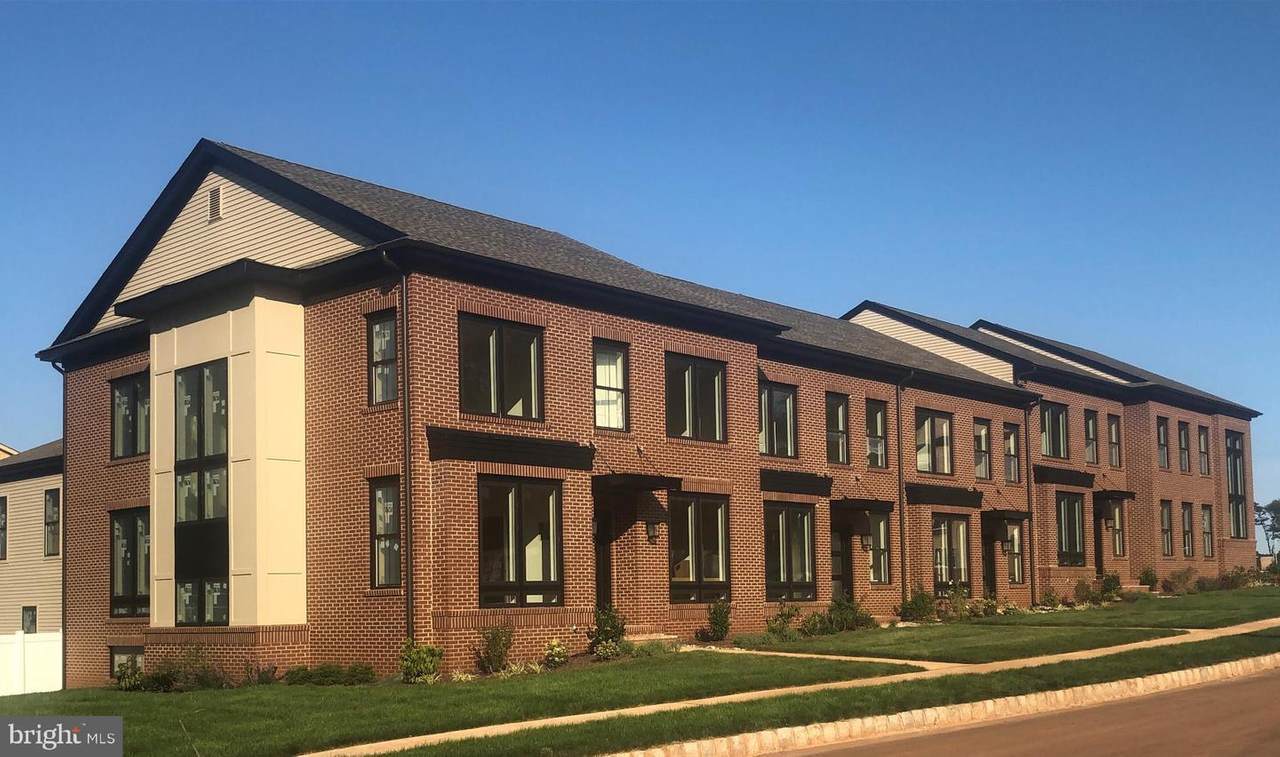 129 Village Drive - Photo 1