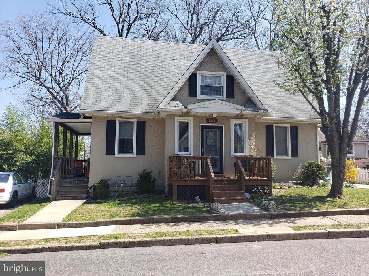 335 Legion Court - Photo 1