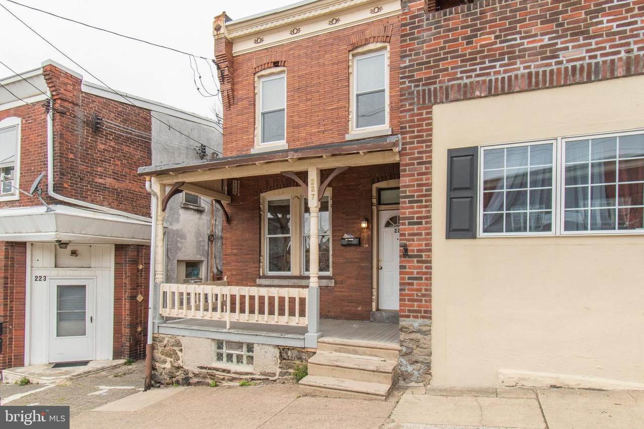227 Dawson Street - Photo 1