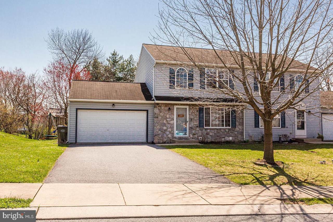 131 Beech Street - Photo 1