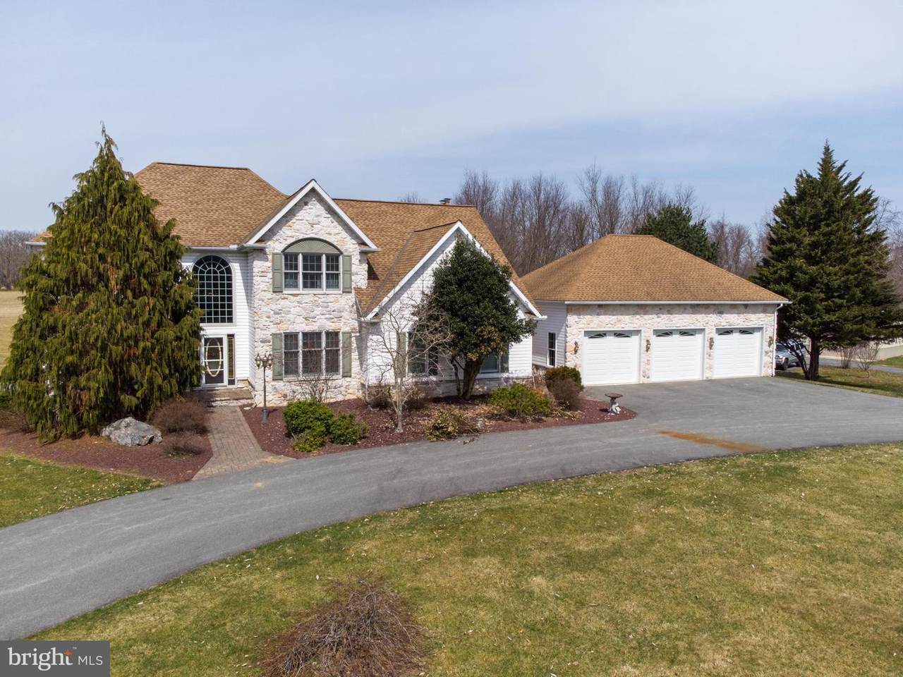 145 Shannon Lane - Photo 1