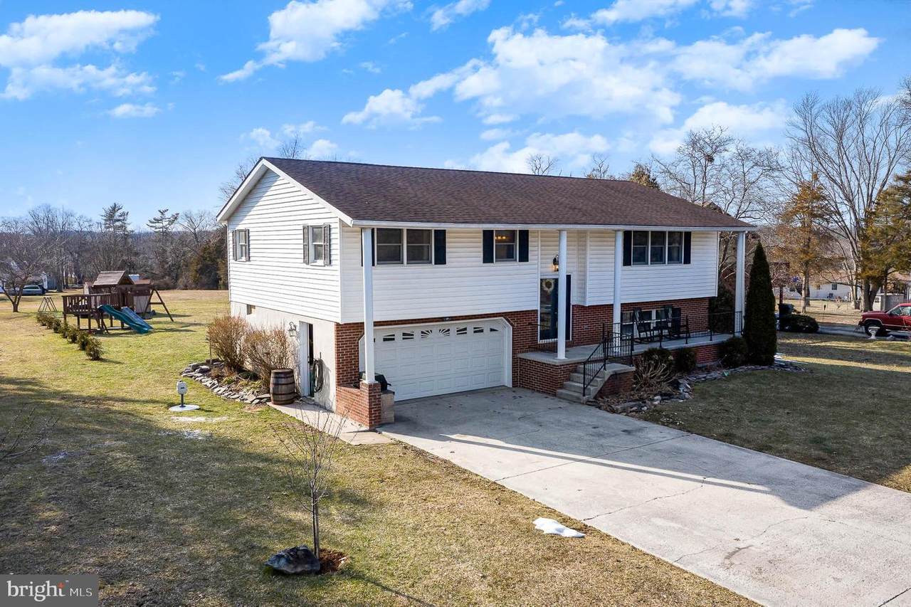 9 Hill Drive - Photo 1