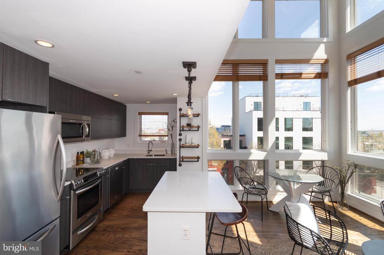 2920 Georgia - Photo 1