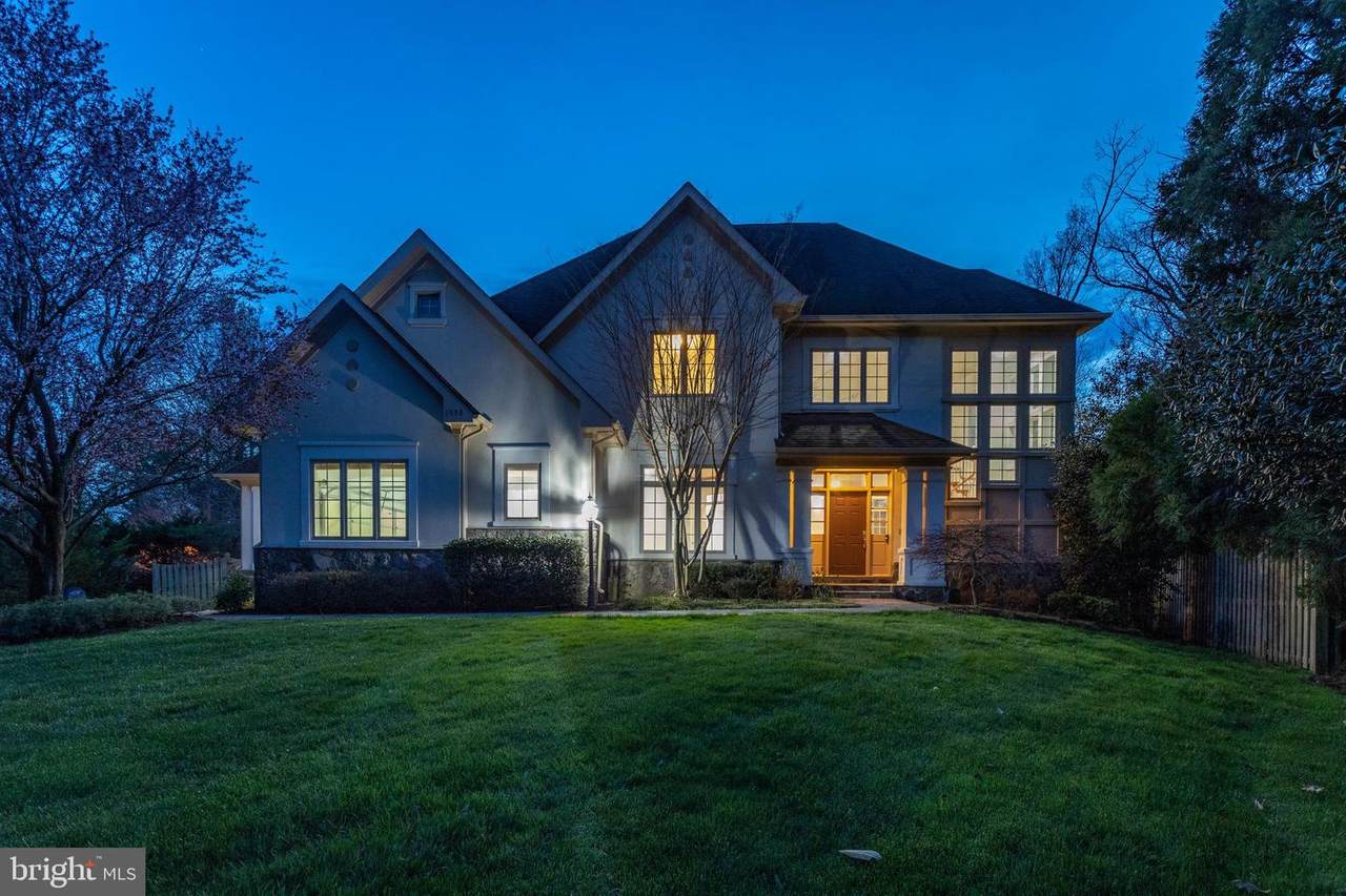 1552 Shelford Court - Photo 1