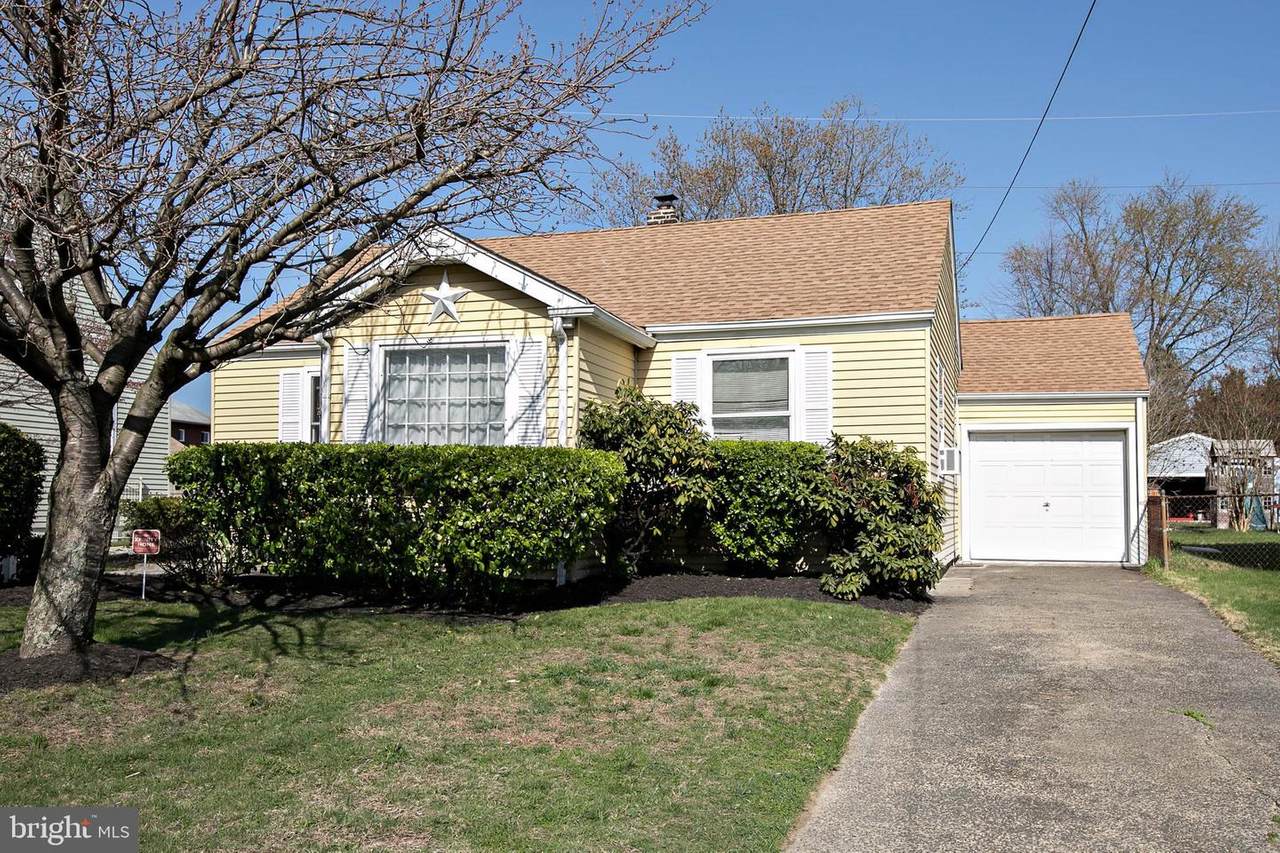118 Davis Avenue - Photo 1
