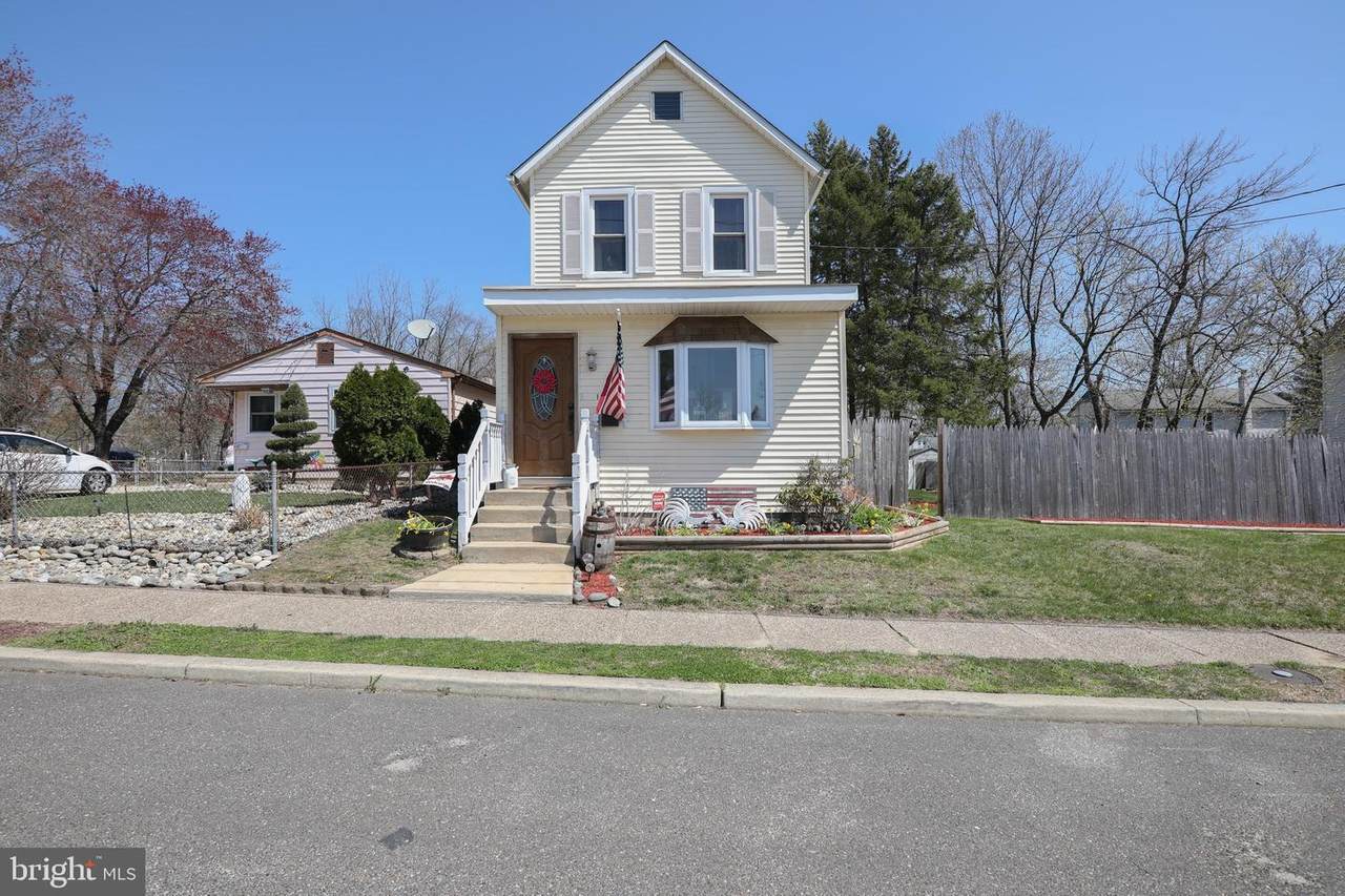 112 Central Avenue - Photo 1