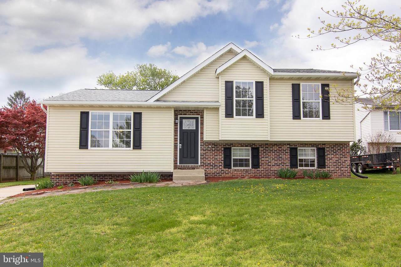 176 Blarney Court - Photo 1