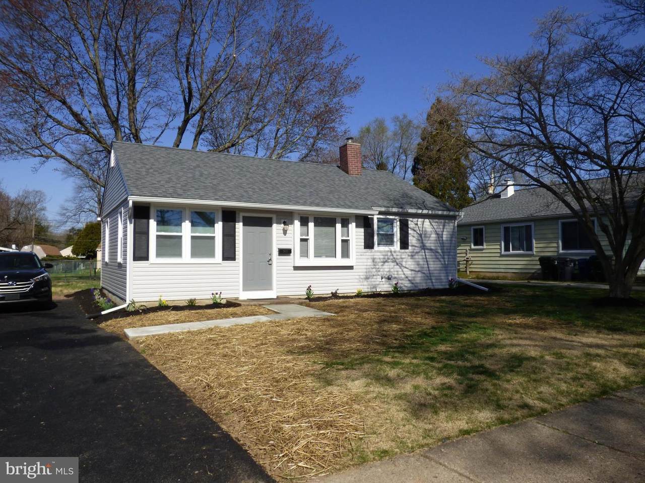 2625 Fernwood Avenue - Photo 1