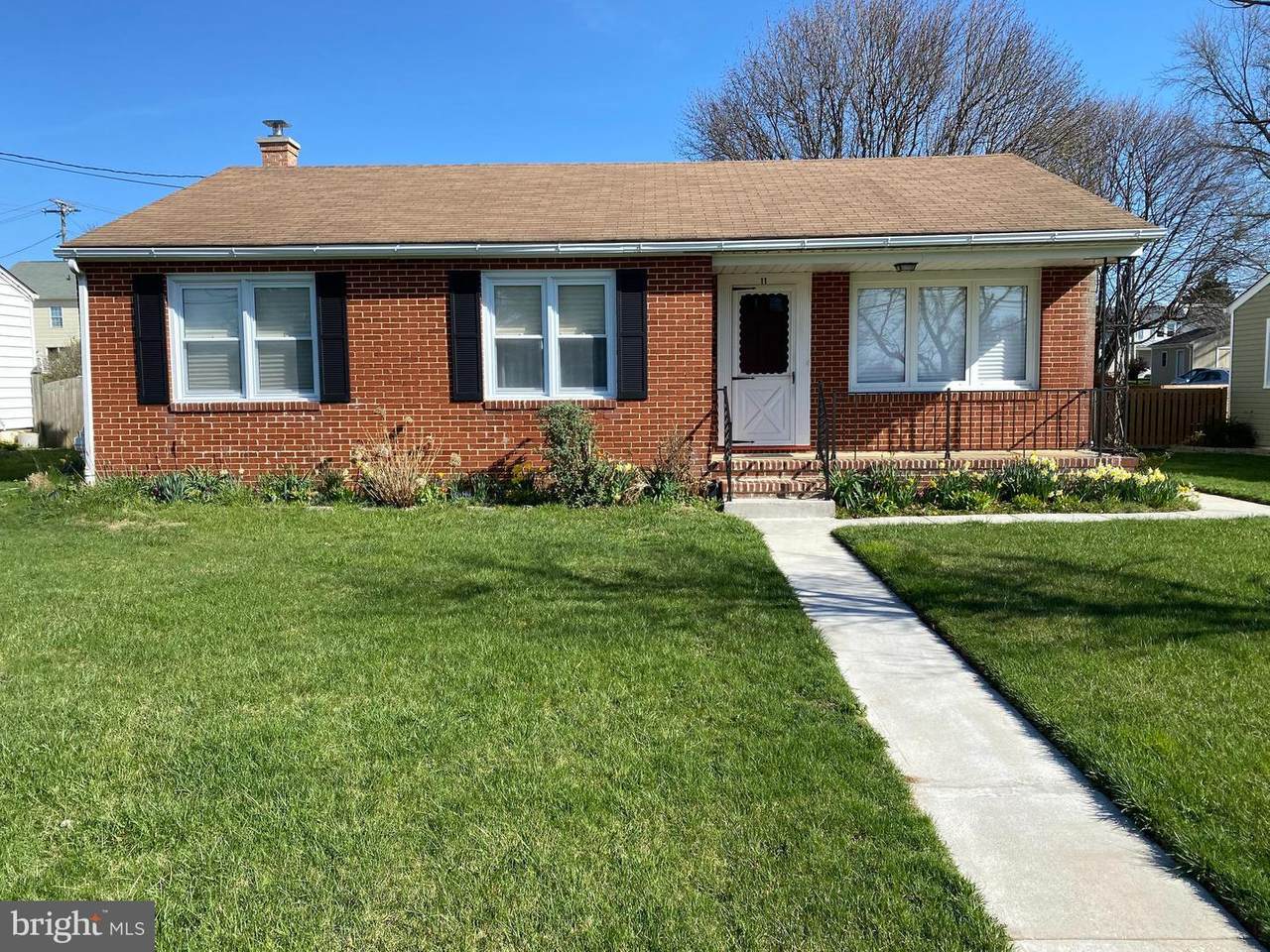 11 Monroe Street - Photo 1