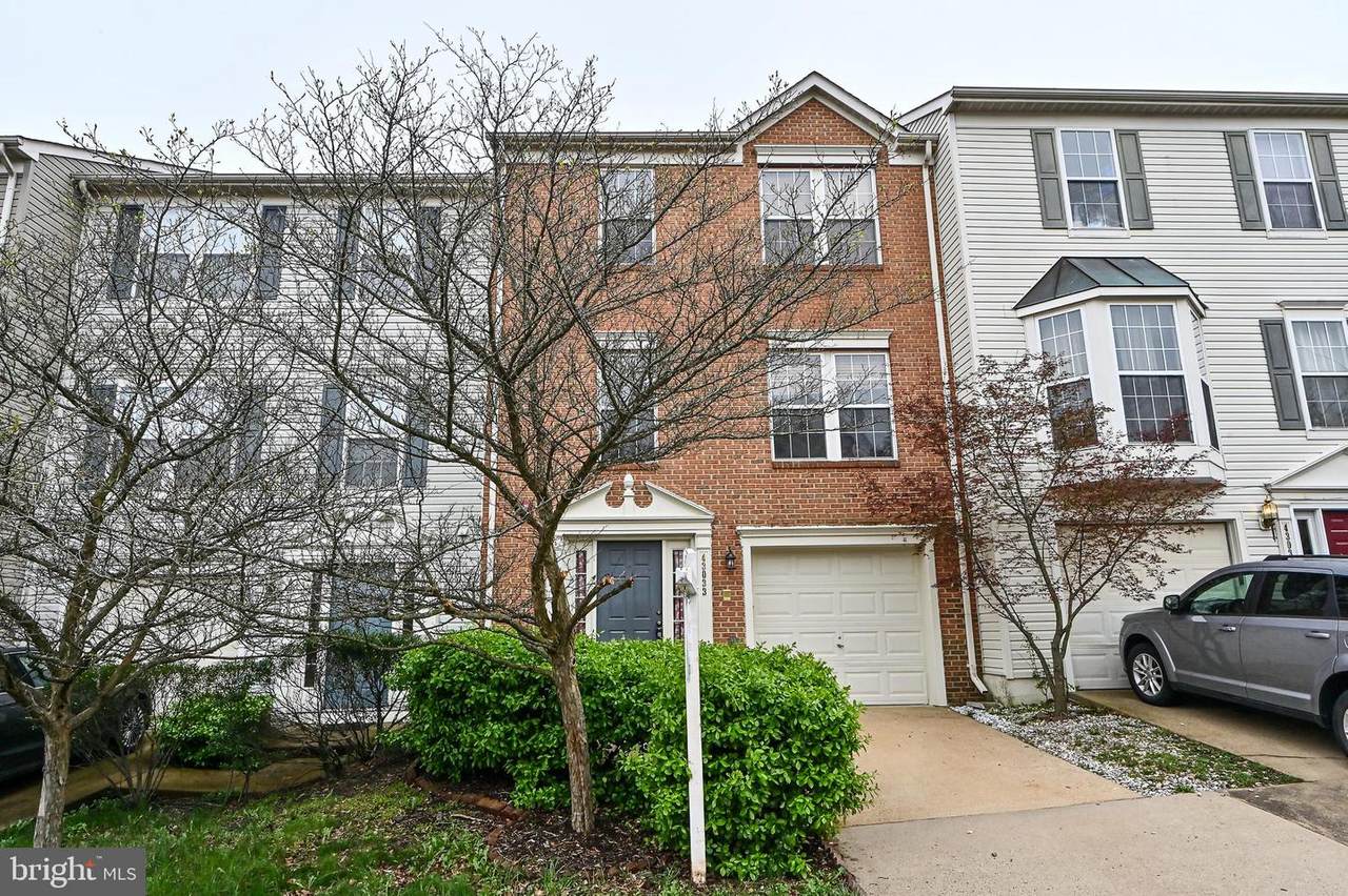 43033 Demerrit Street - Photo 1