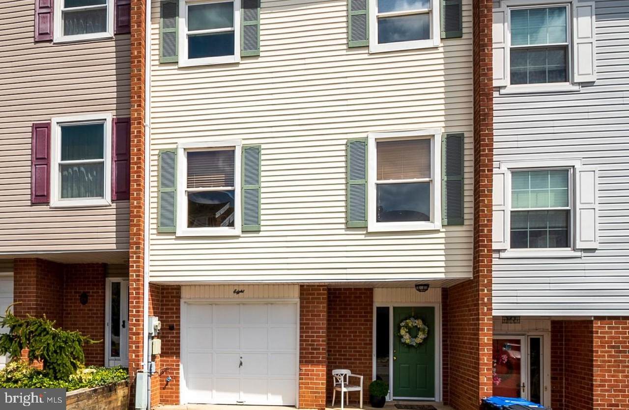 8 Ansonia Court - Photo 1