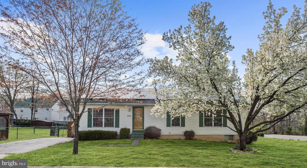 8600 Holly Street - Photo 1