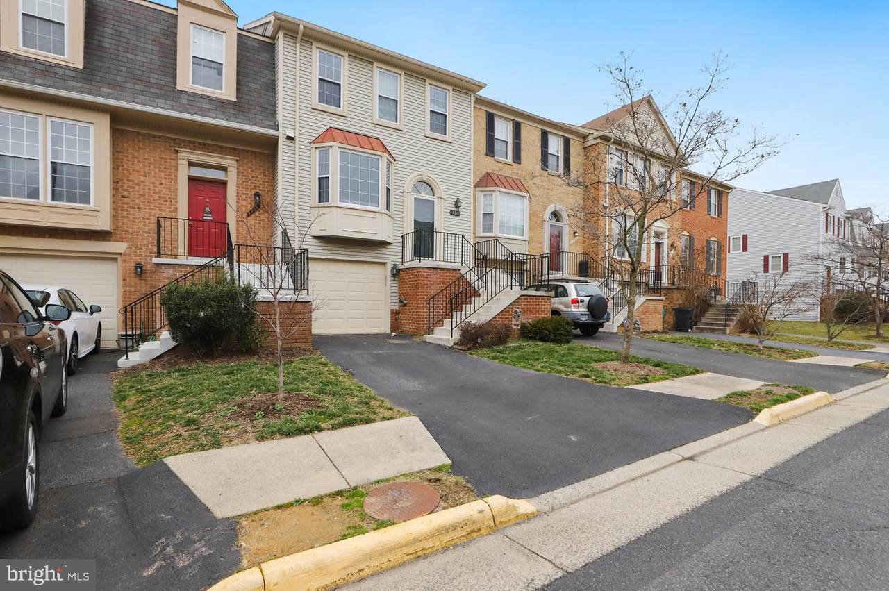 4261 Sleepy Lake Drive - Photo 1