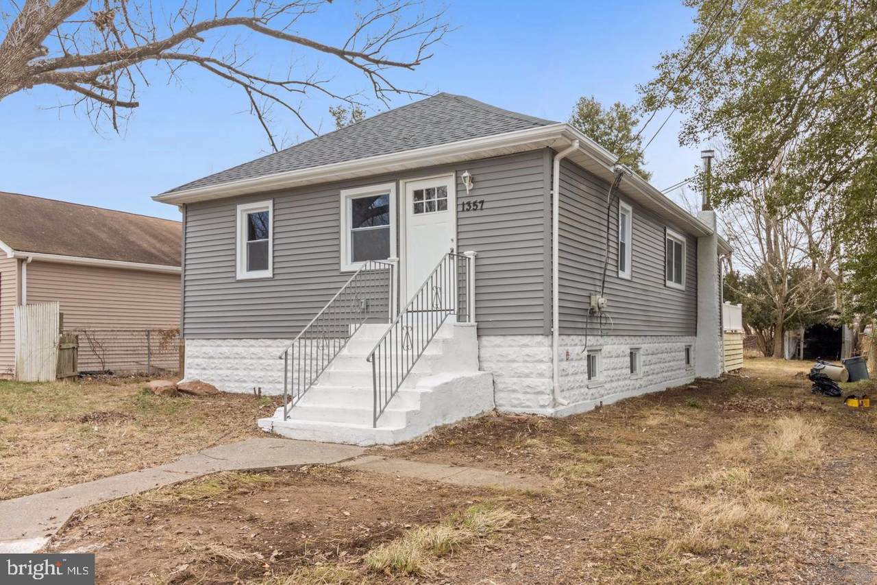 1357 Minot Avenue - Photo 1