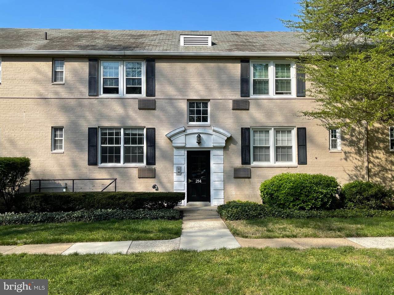 214 George Mason Drive - Photo 1
