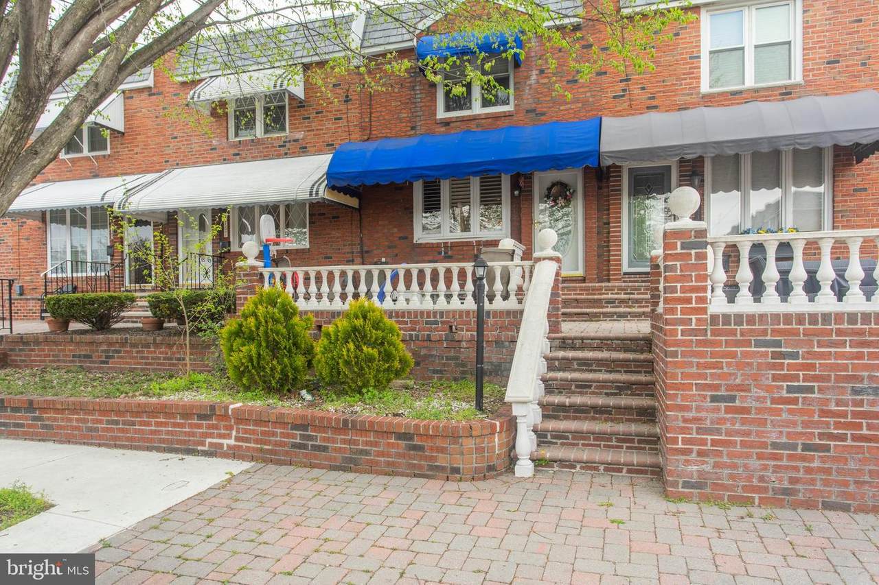3169 Sydenham Street - Photo 1
