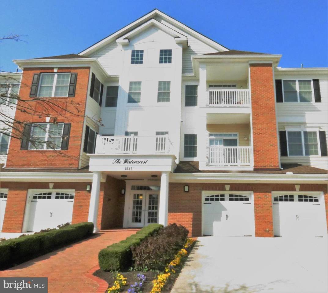 15211 Royal Crest Drive - Photo 1