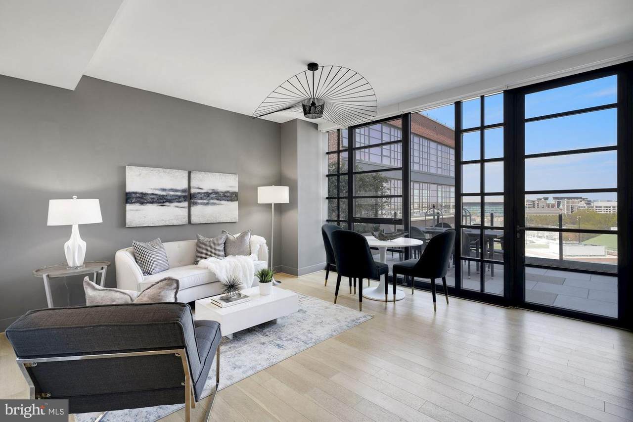 45 Sutton Square - Photo 1