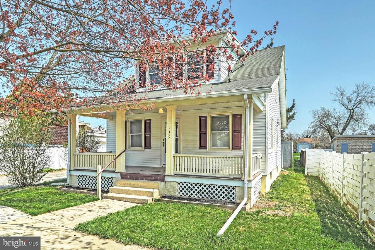 539 Courtland Street - Photo 1