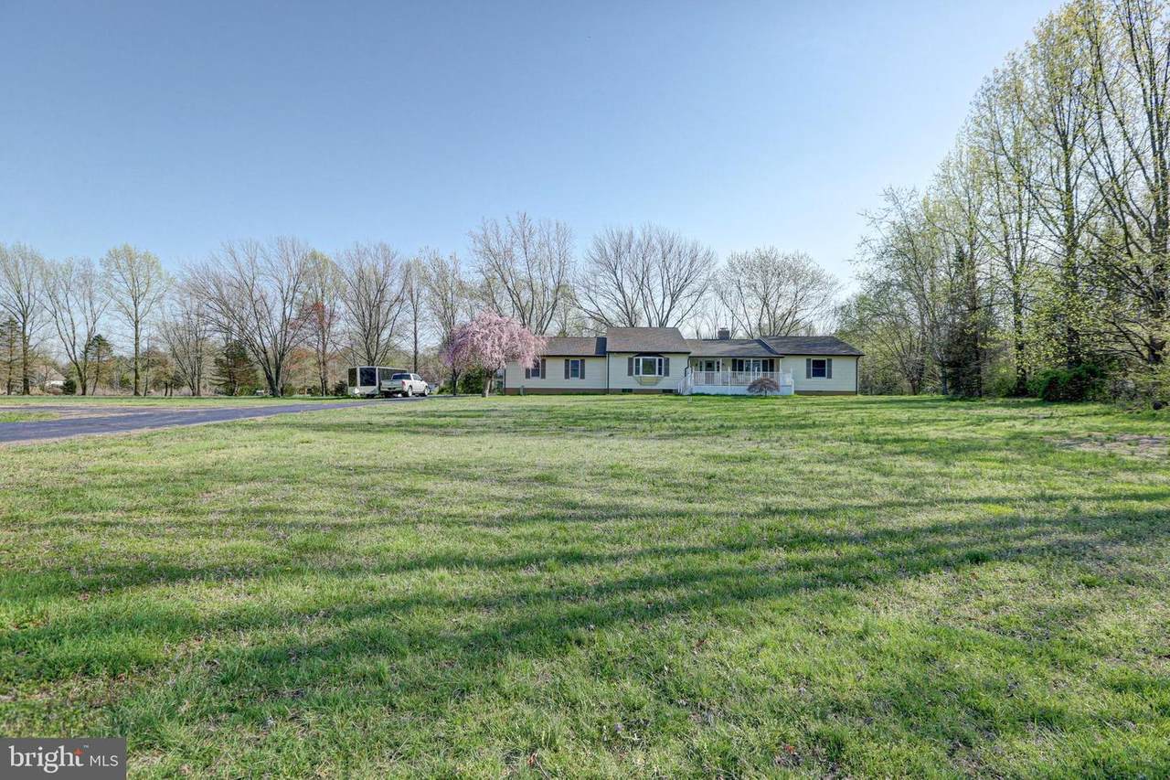 1130 Chestnut Grove Road - Photo 1