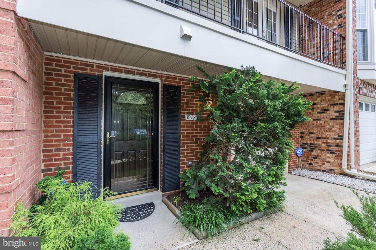 8573 Raglan Road - Photo 1