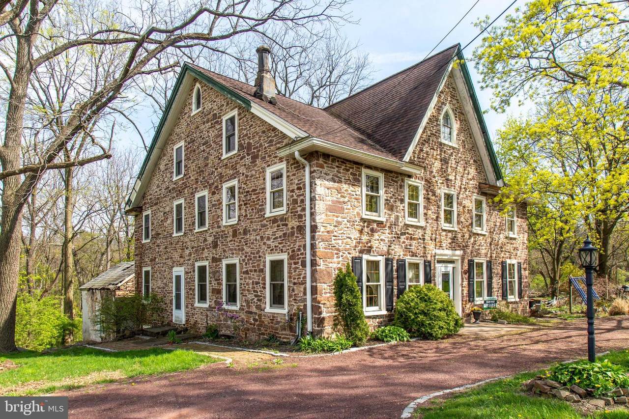 1716 Valley Forge Road - Photo 1