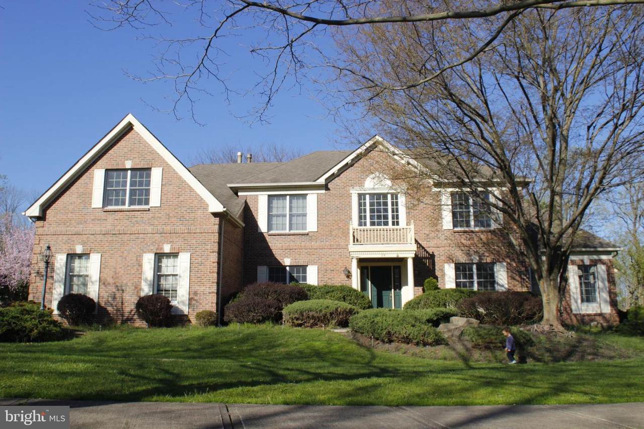 154 Christopher Drive - Photo 1