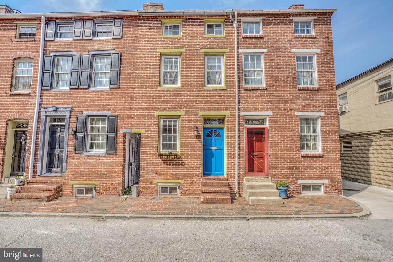 44 Hamburg Street - Photo 1