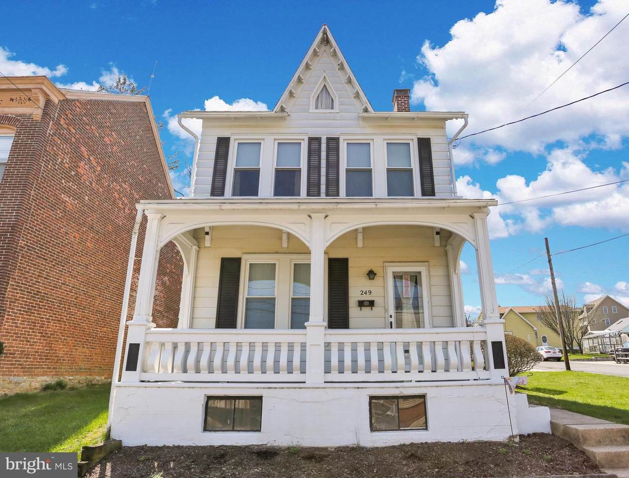 249 Greenwich Street - Photo 1