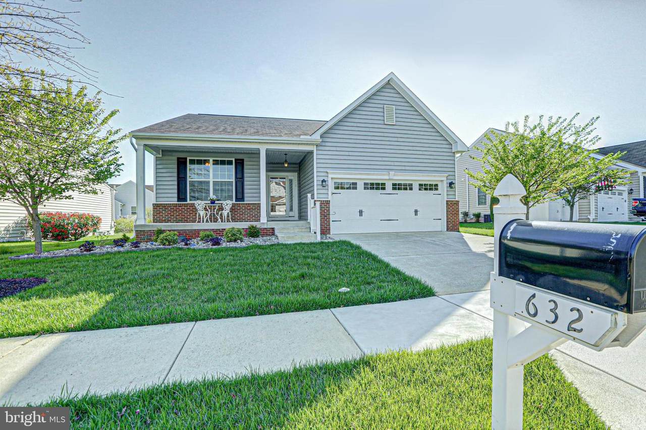 632 Red Maple Road - Photo 1