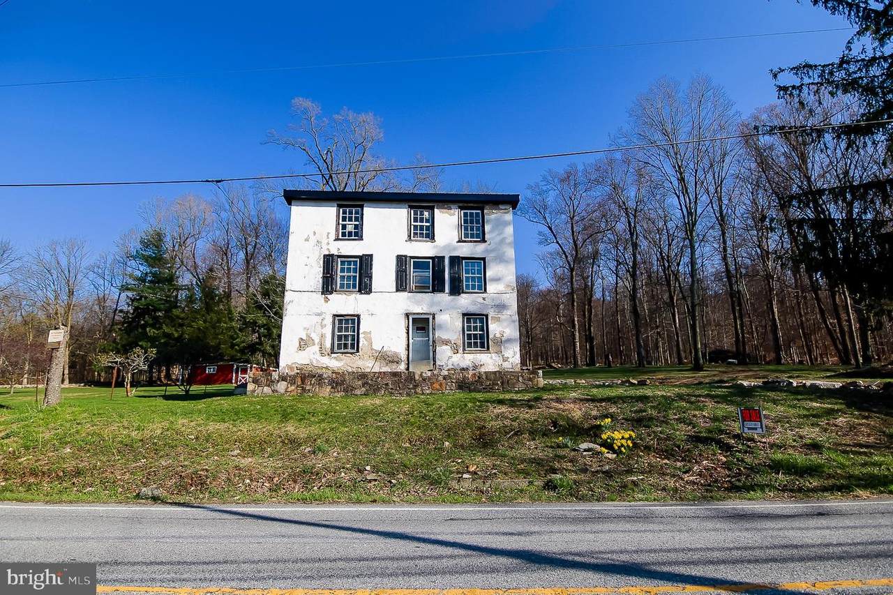 1490-1480 Creek Road - Photo 1